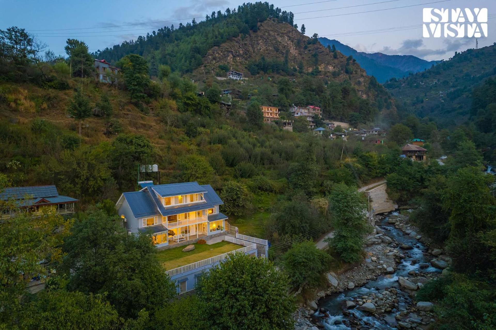 Stayvista At Riverside Symphony Manali  Exterior photo